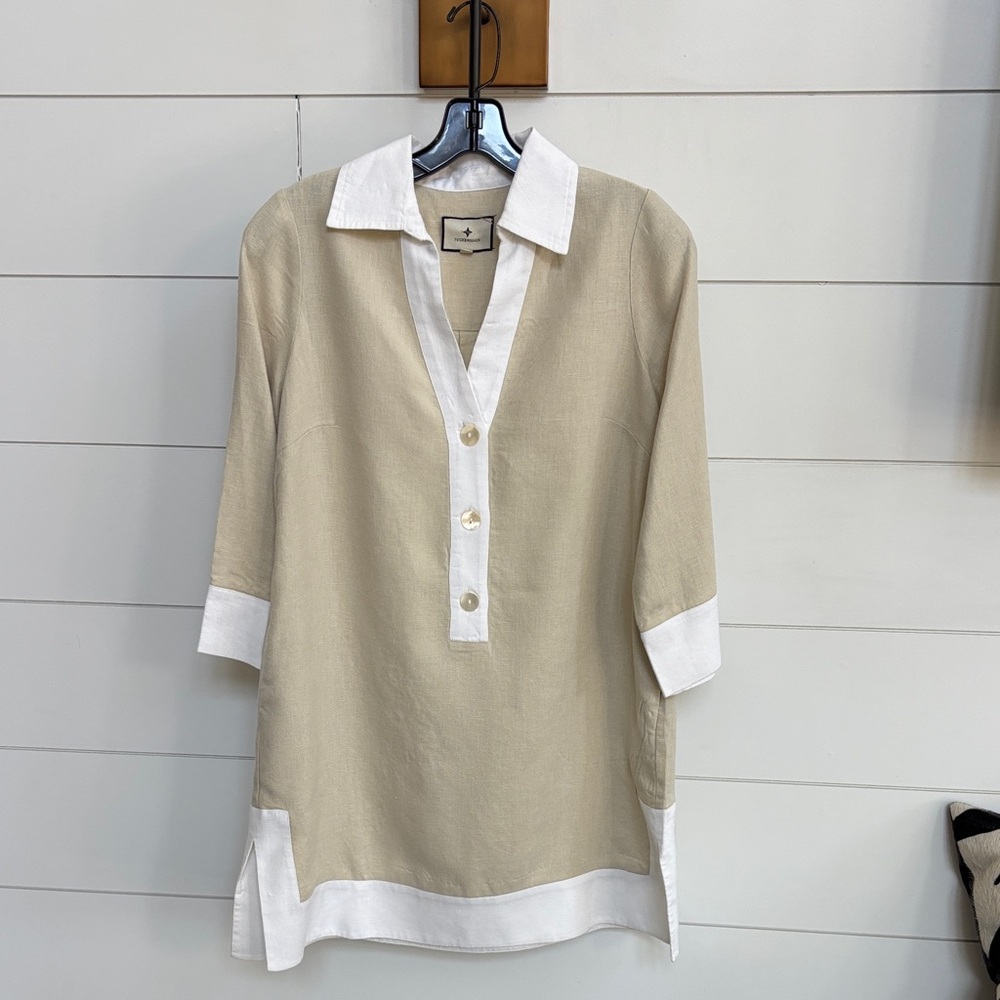 TickernuckBeige and White Button-Up Tunic Dress